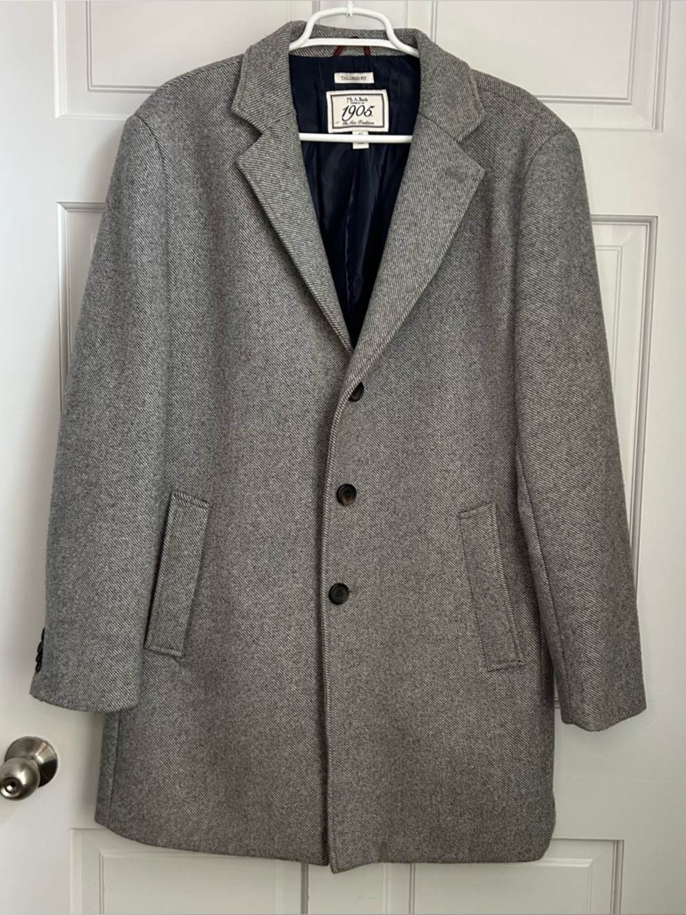 Jos A Bank Tailored Fit Men 42 Gray Herringbone Top Coat Wool Blend Professional